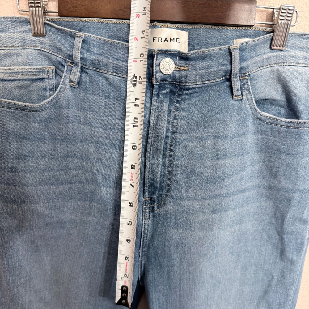 FRAME Le Easy Flare High Rise Jeans Light Wash Blue Denim Size 32 - Picture 7 of 10